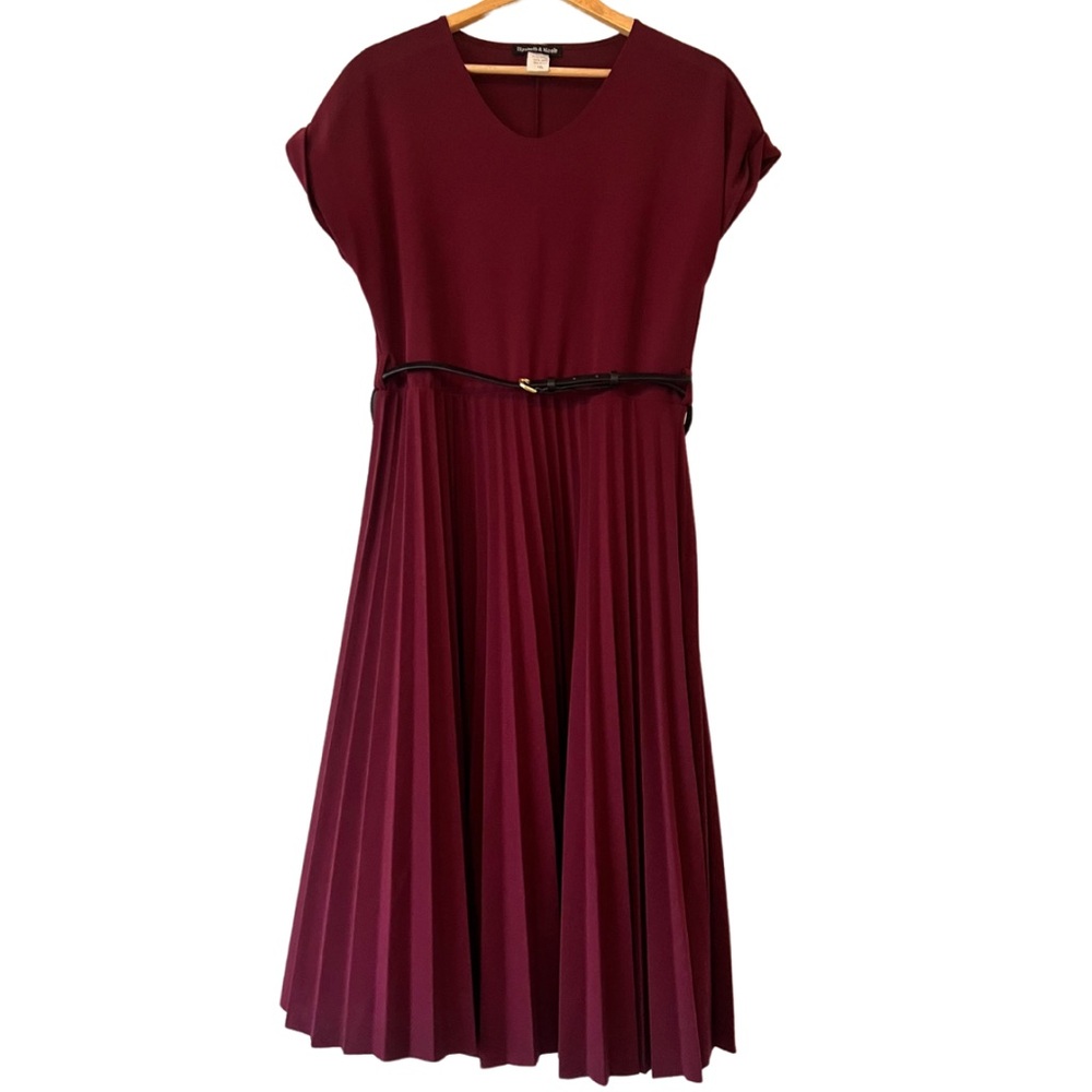 Elizabeth & Nicole Pleated Cap Sleeve-Size 1XL